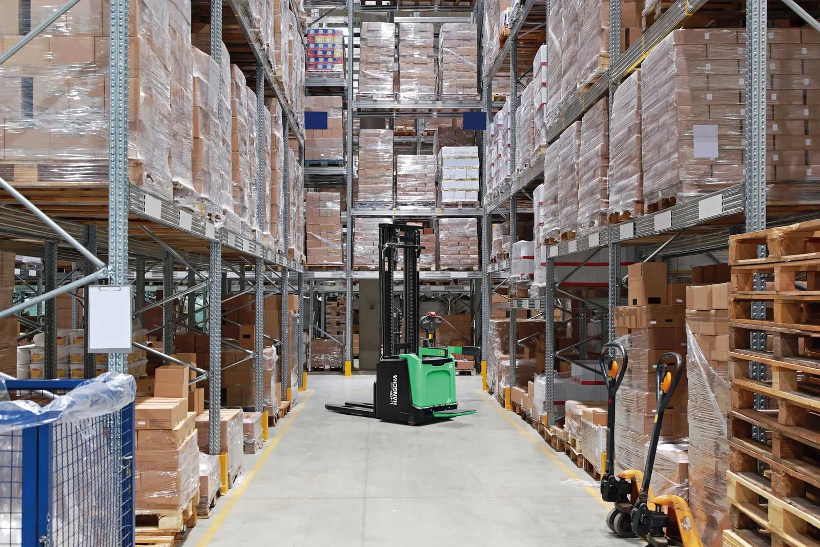 XA Electric Pedestrian Stacker, 1.2 to 2 t